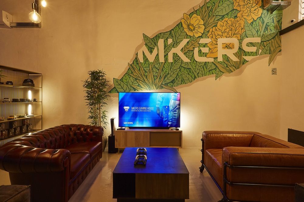 svelata mkers Svelata la Mkers Gaming House powered by Mercedes-Benz